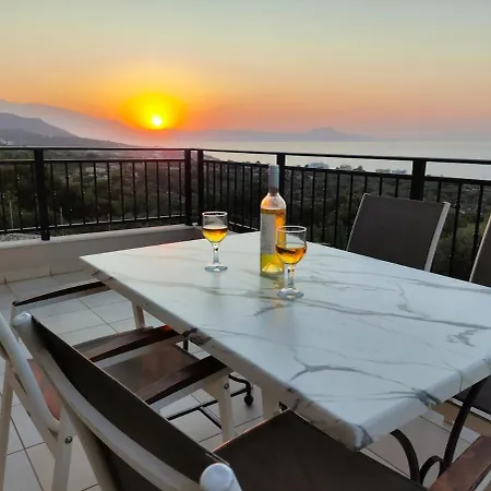 别墅 Alma Libre Luxury With Private Pool & Sea View 罗希姆诺