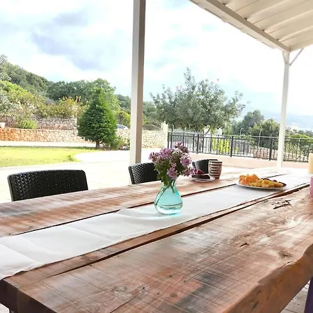 Alma Libre Luxury With Private Pool & Sea View 罗希姆诺