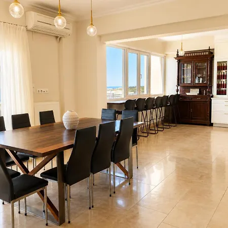 别墅 Alma Libre Luxury With Private Pool & Sea View 罗希姆诺